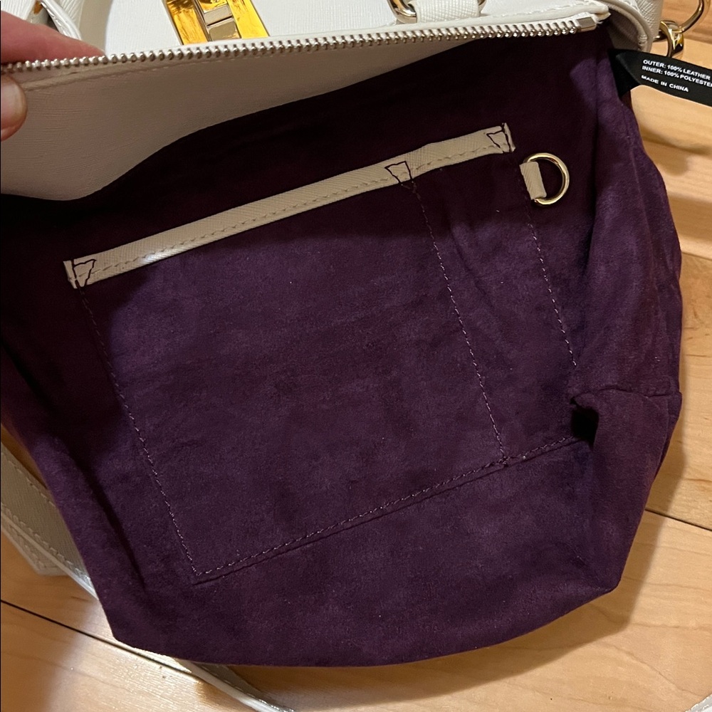 Chic Jack French London Crossbody Bag with Gold Accents - Picture 12 of 17